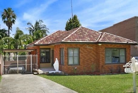 13 Roseview Avenue, Roselands - Image 1