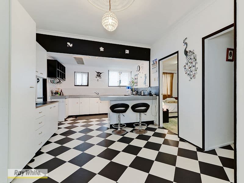 5 Noel Street, CLONTARF QLD 4019, Clontarf - Thumbnail 4