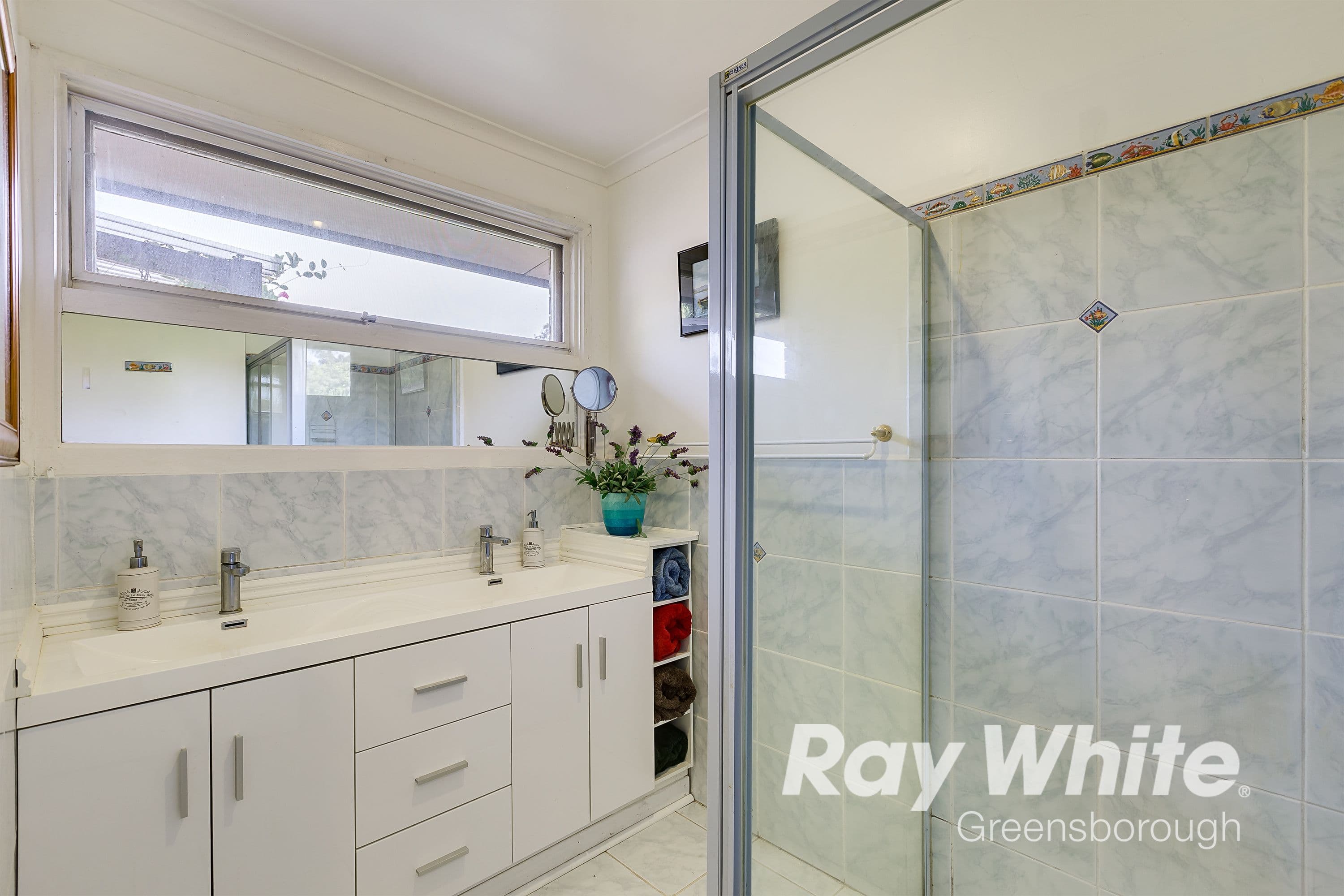4 Hoban Avenue, Montmorency VIC 3094, Montmorency - Thumbnail 6