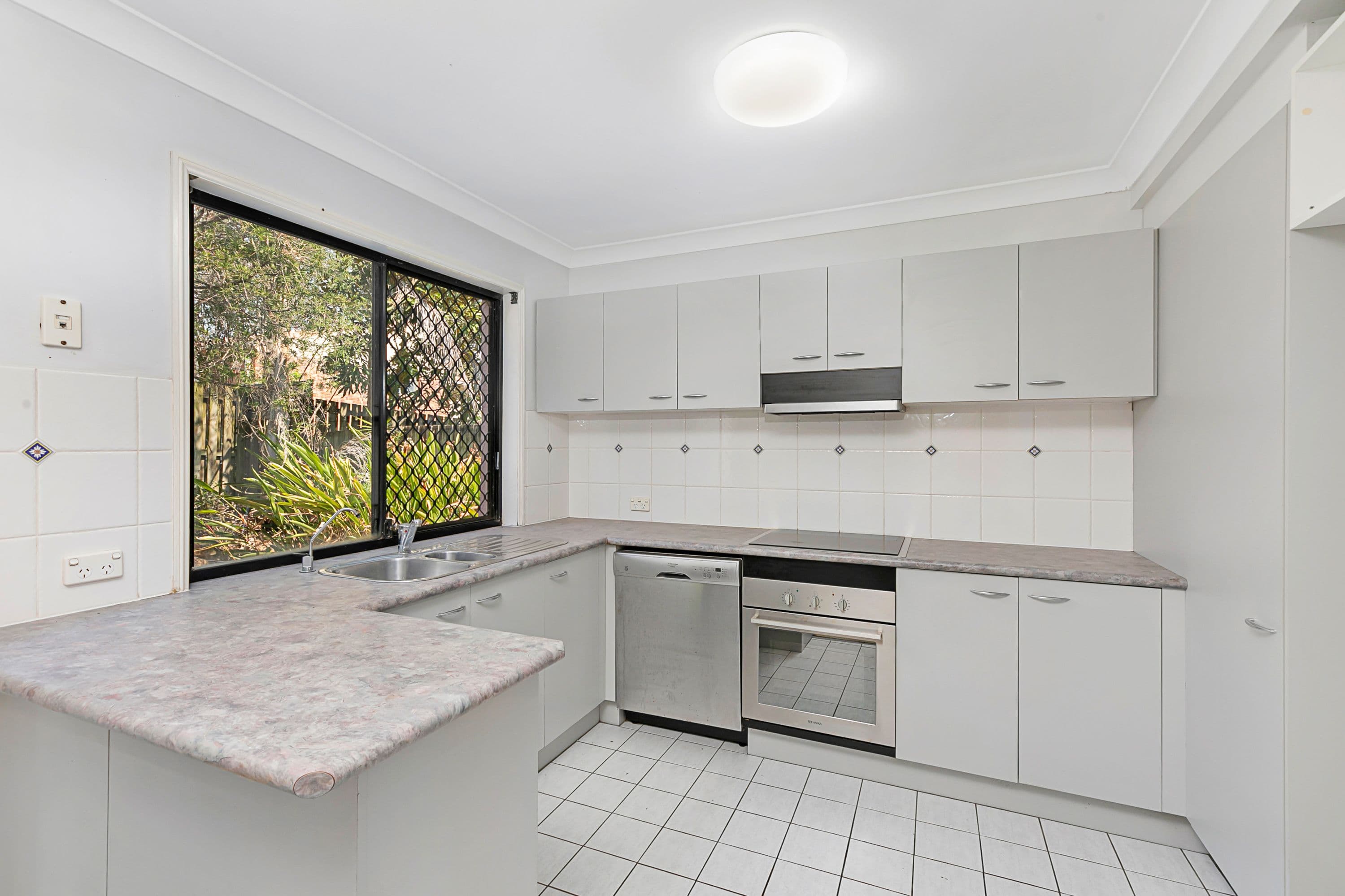 20 Hunter Street, Manly West QLD 4179, Manly West - Image 1
