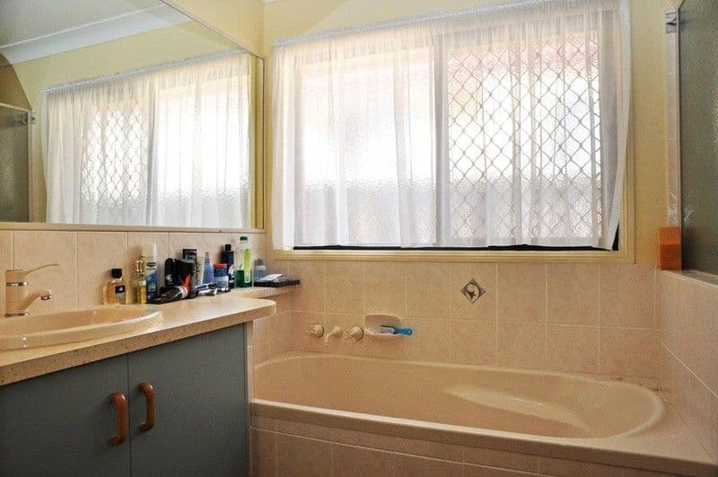 Unit 1, 431  Hume Street, KEARNEYS SPRING QLD 4350, Kearneys Spring - Thumbnail 4