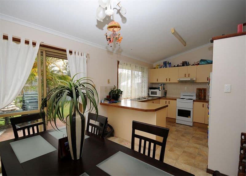 15  Wedge Street, URRAWEEN QLD 4655, Urraween - Thumbnail 2