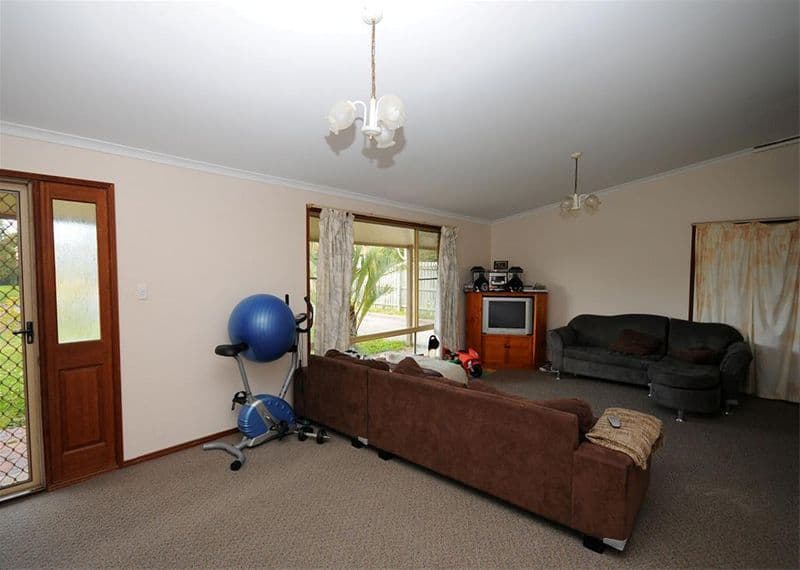 15  Wedge Street, URRAWEEN QLD 4655, Urraween - Thumbnail 5
