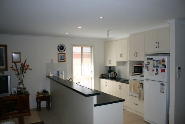 5 Rocky Glen Court, CLARE SA 5453, Clare - Thumbnail 2
