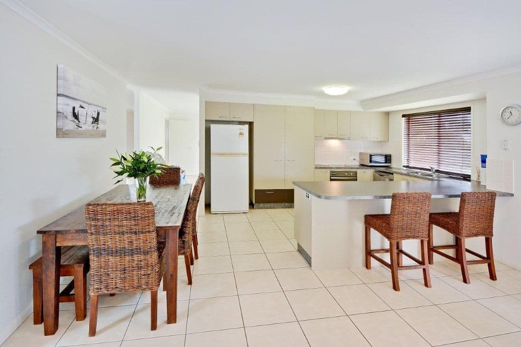 12 Montserrat Crescent, CALOUNDRA WEST QLD 4551, Caloundra West - Thumbnail 2