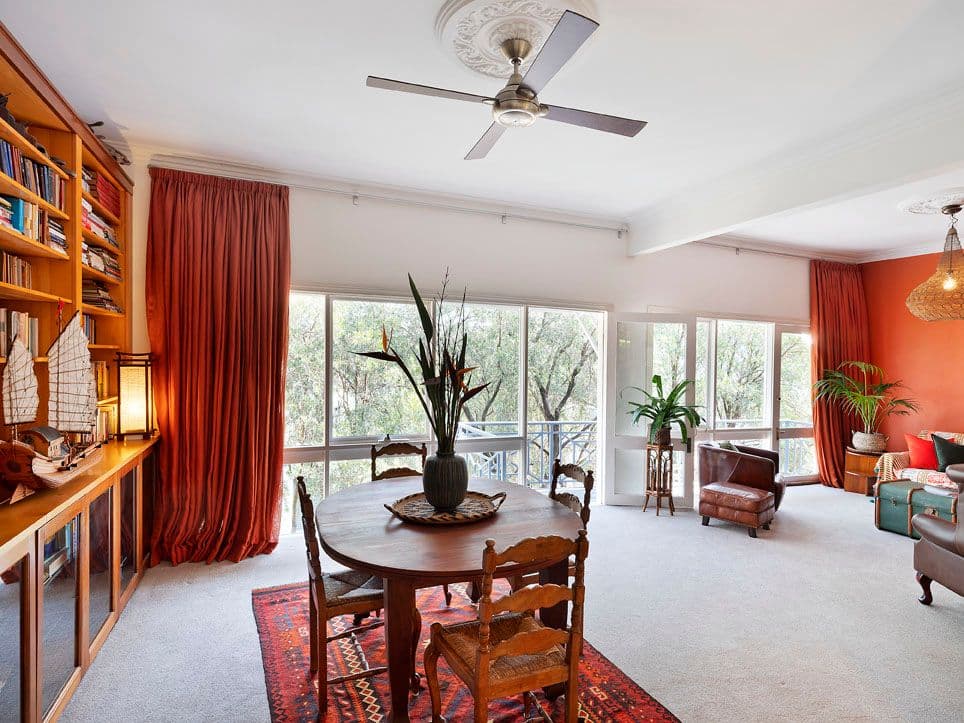 22 Ballast Point Road, Birchgrove - Thumbnail 3