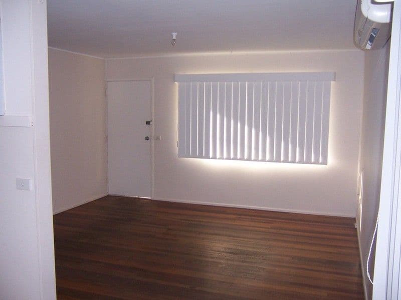 72 Ashton Street, KINGSTON QLD 4114, Kingston - Thumbnail 4