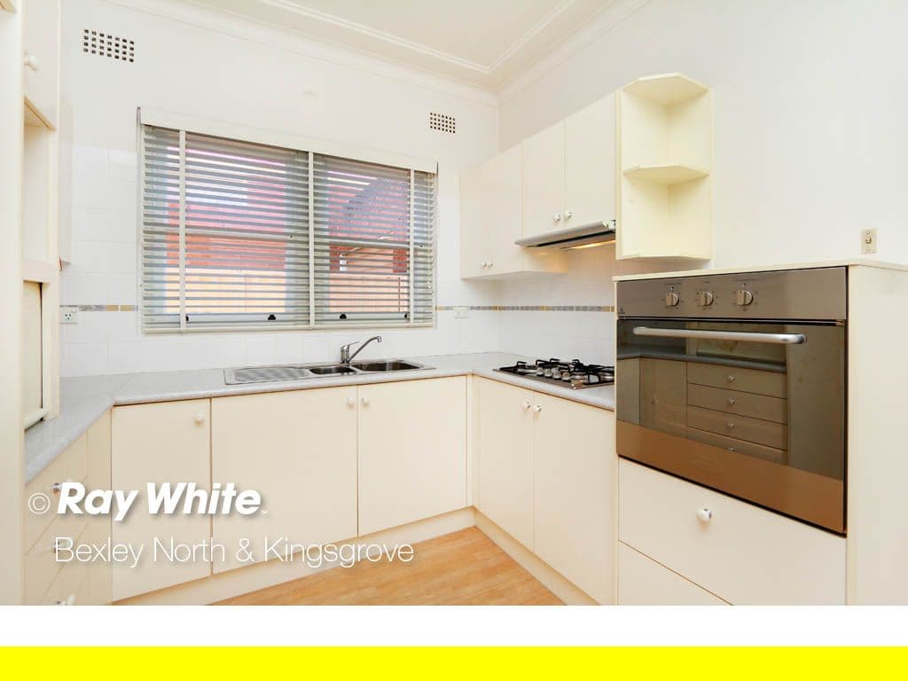 29 Allambee Crescent, BEVERLY HILLS NSW 2209, Beverly Hills - Thumbnail 2