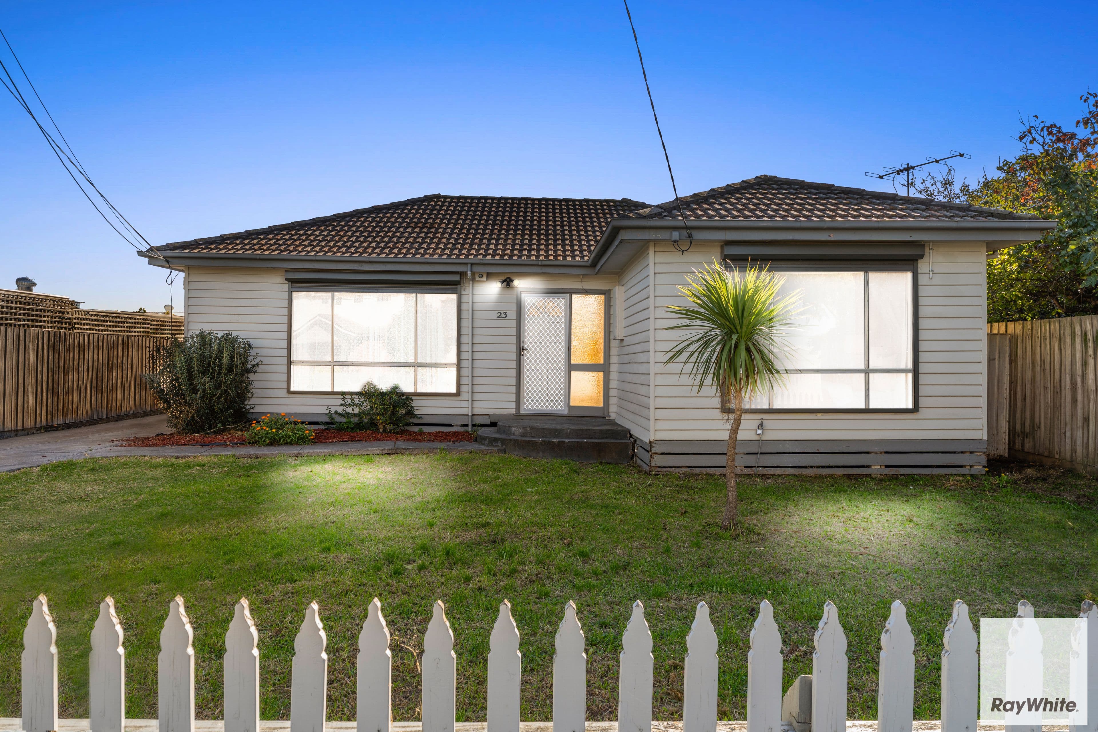 23 Wandsworth Avenue, Deer Park VIC 3023, Deer Park - Thumbnail 2