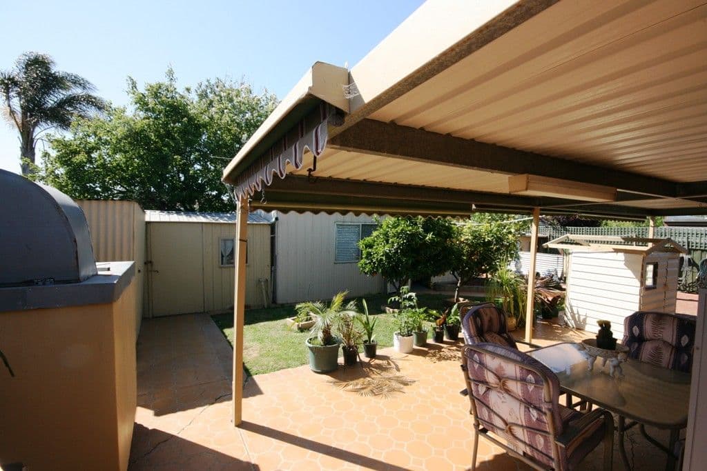 16 Branston Road, ST ALBANS VIC 3021, St Albans - Thumbnail 5