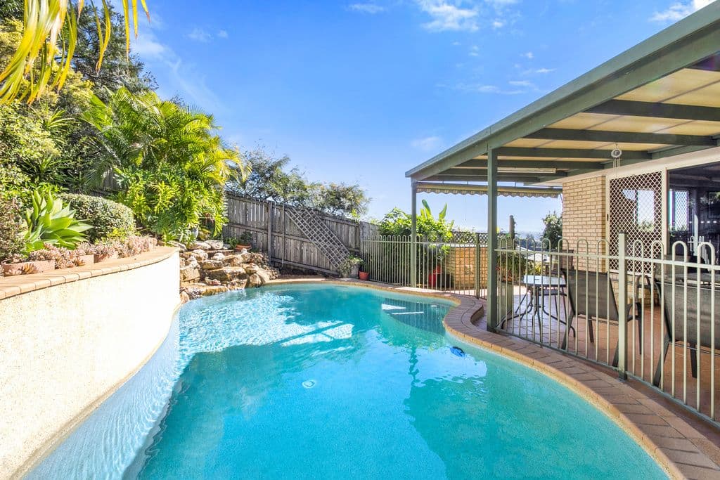 32 Lochlomond Drive, Banora Point - Thumbnail 4