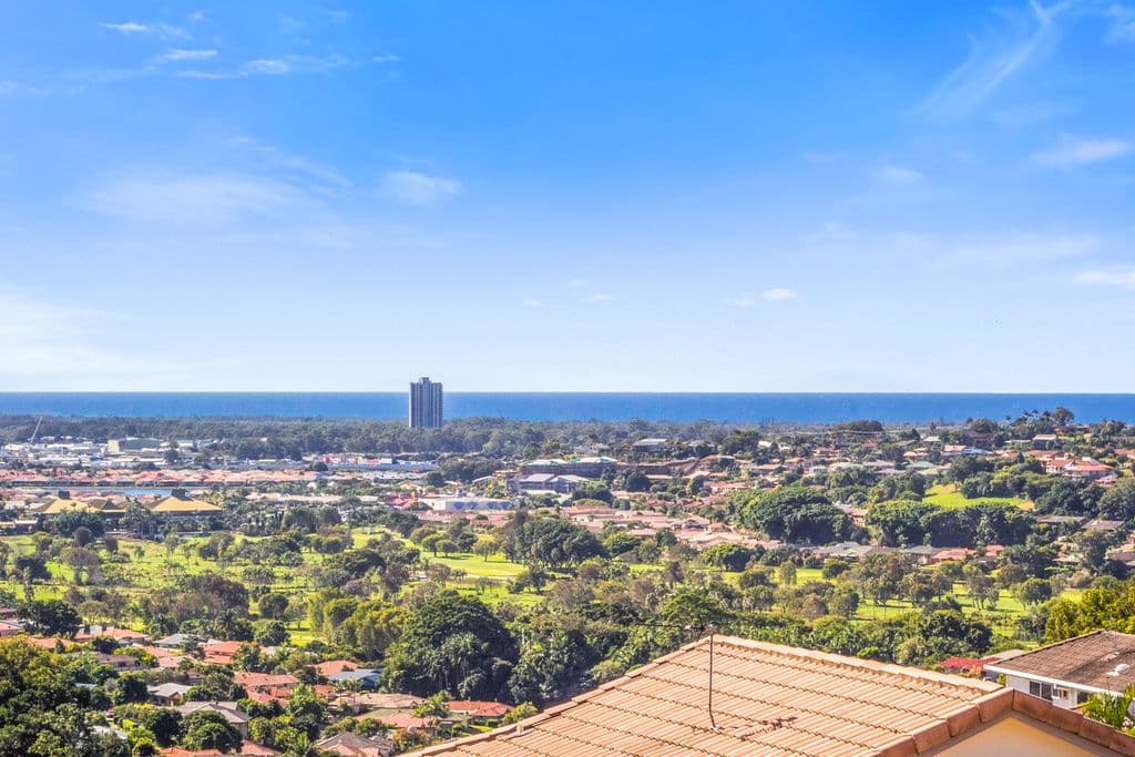 32 Lochlomond Drive, Banora Point - Thumbnail 6