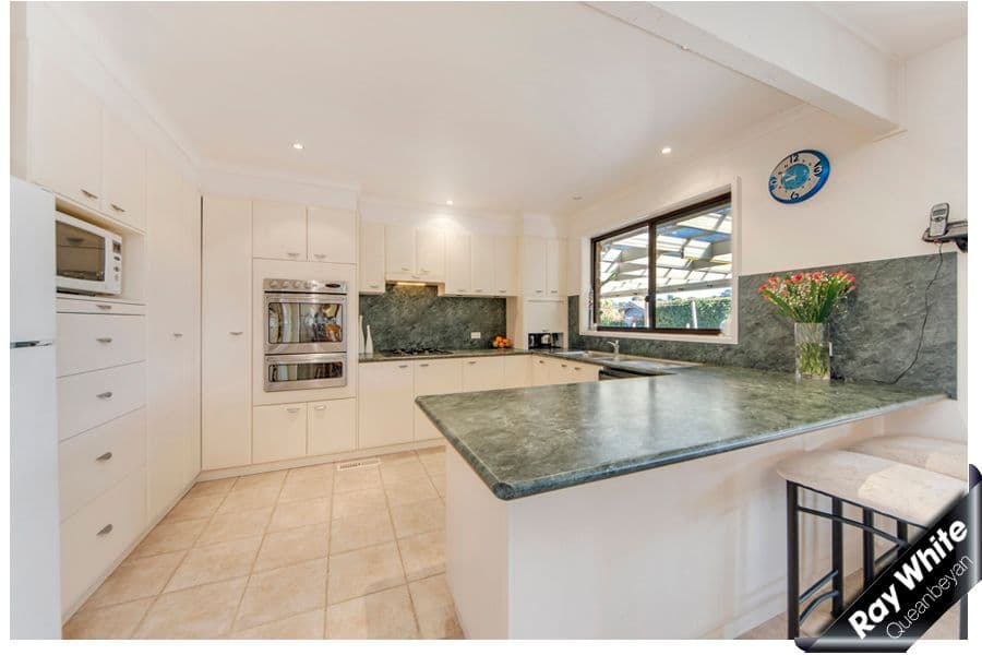 2 Hynes Place, CHISHOLM ACT 2905, Chisholm - Thumbnail 5
