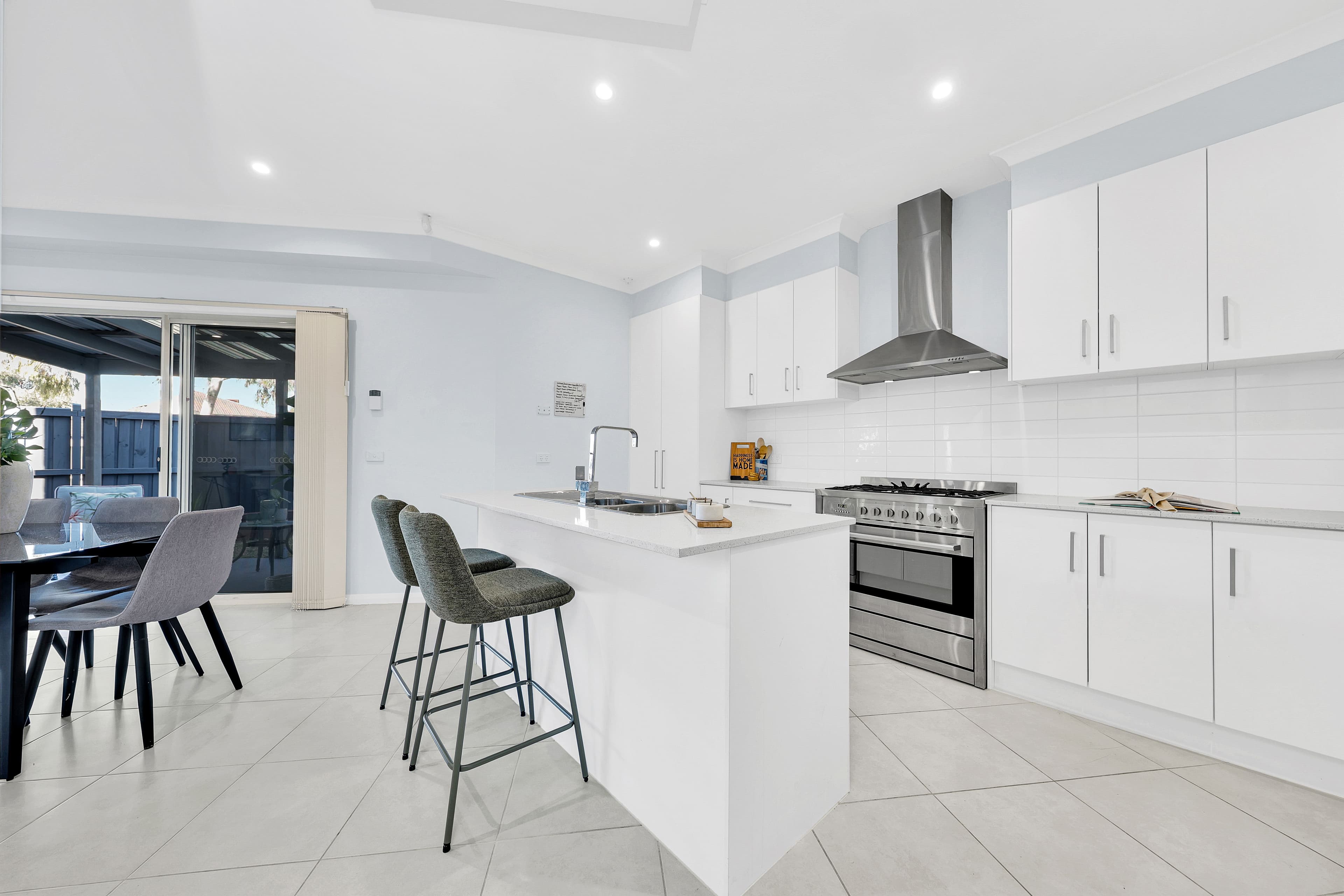 13 Taronga Way, South Morang VIC 3752, South Morang - Thumbnail 8