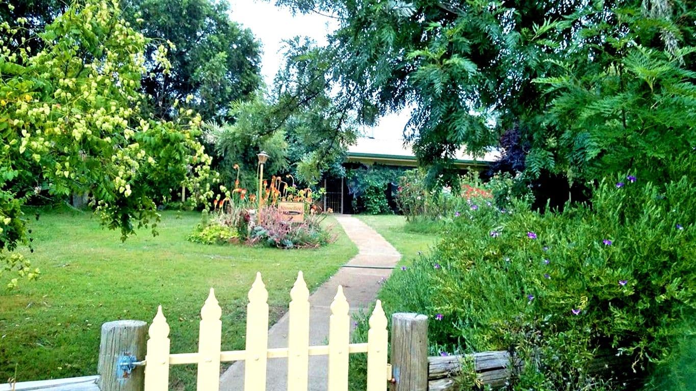 639 Wee Jasper Road, Tumut - Thumbnail 2