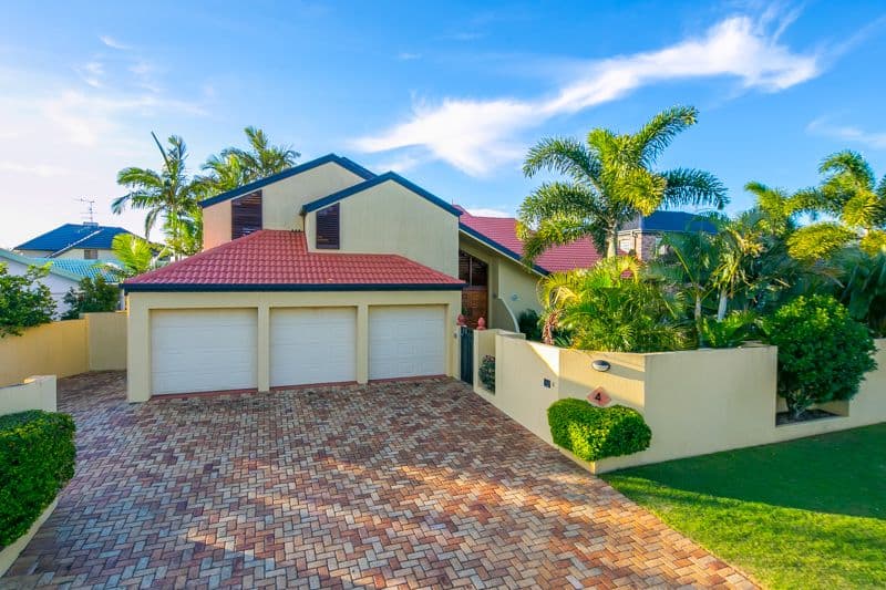 4 Smugglers Place, Runaway Bay QLD 4216, Runaway Bay - Thumbnail 2