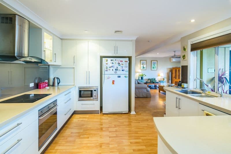 4 Smugglers Place, Runaway Bay QLD 4216, Runaway Bay - Thumbnail 7
