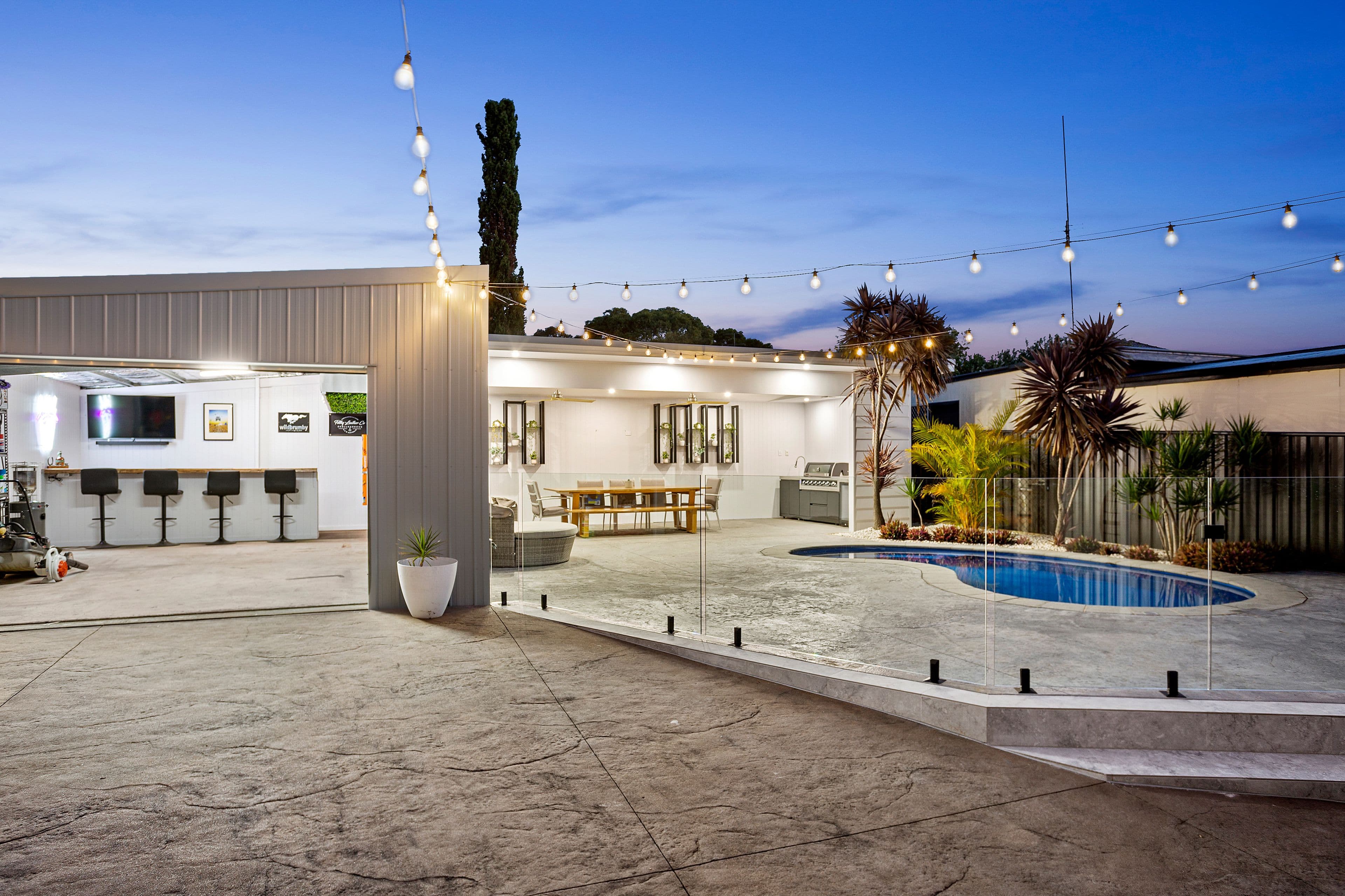 75 Parkes Street, Oak Flats NSW 2529, Oak Flats - Image 1