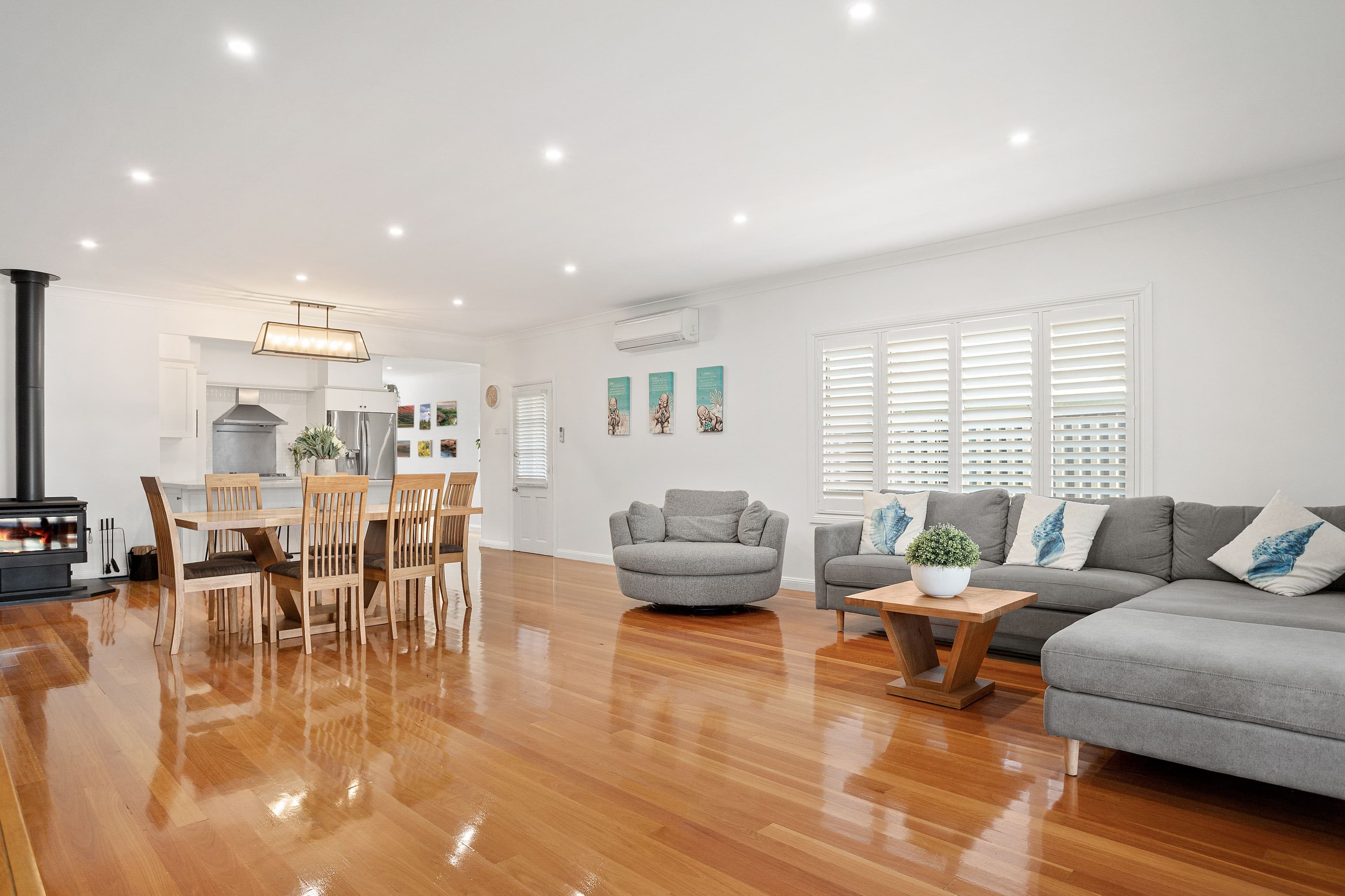 75 Parkes Street, Oak Flats NSW 2529, Oak Flats - Thumbnail 2