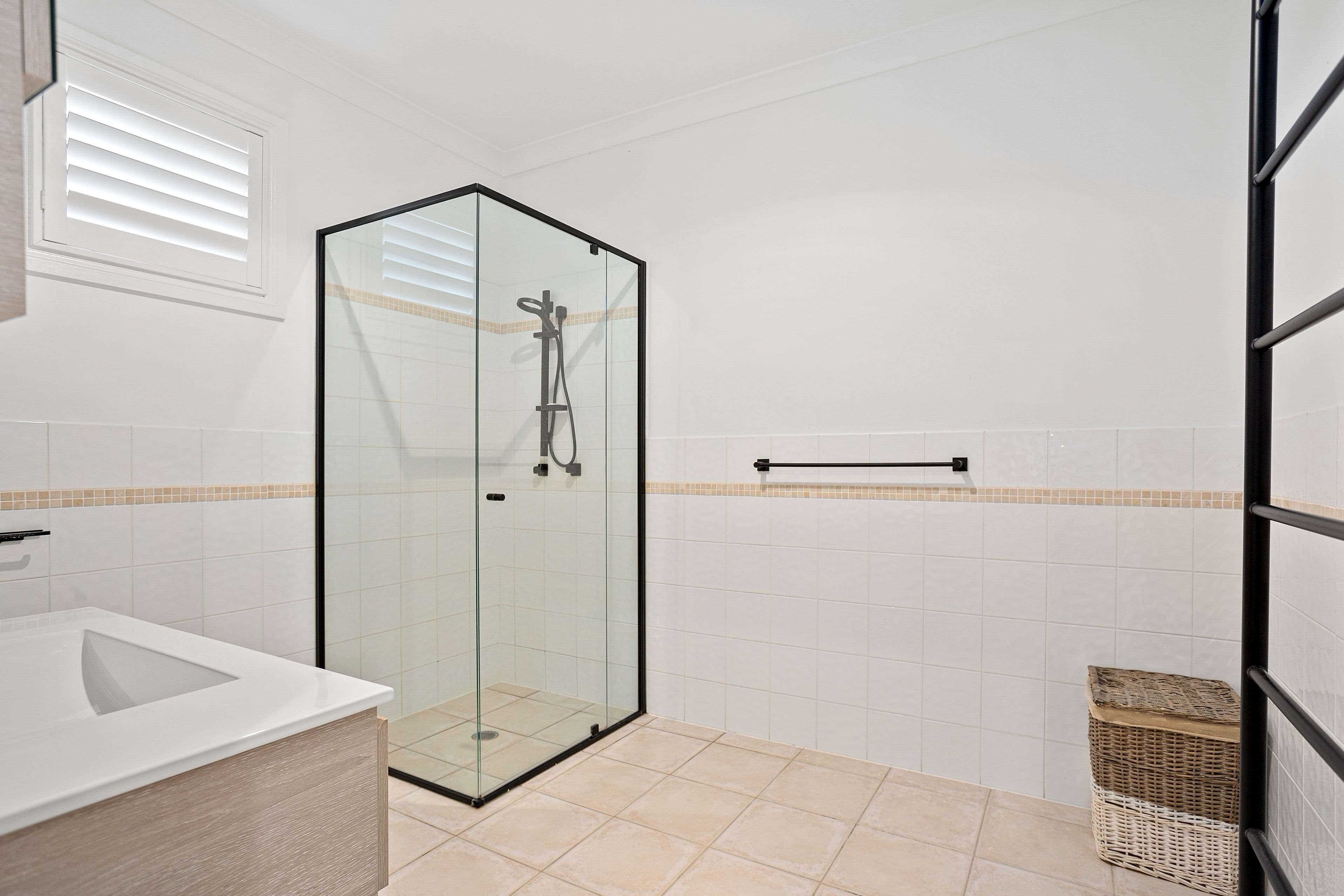 75 Parkes Street, Oak Flats NSW 2529, Oak Flats - Thumbnail 7