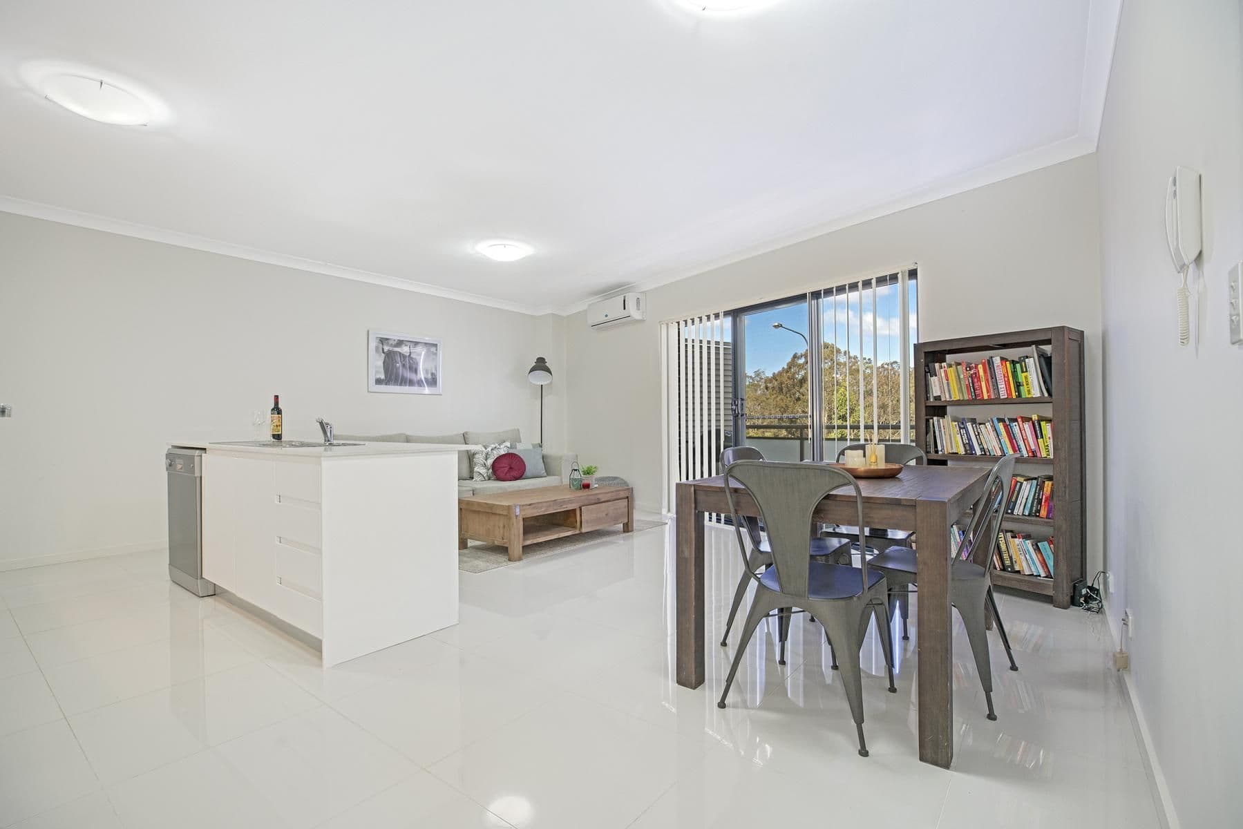 2 Glenmore Ridge Drive, Glenmore Park - Thumbnail 4