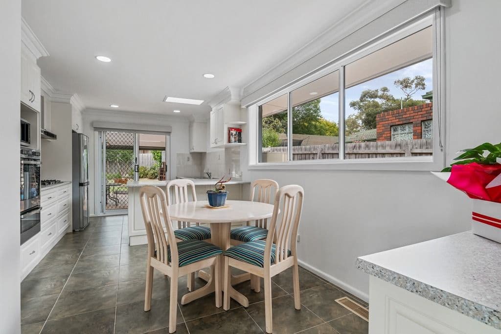 10 Dumosa Avenue, Croydon VIC 3136, Croydon - Thumbnail 5