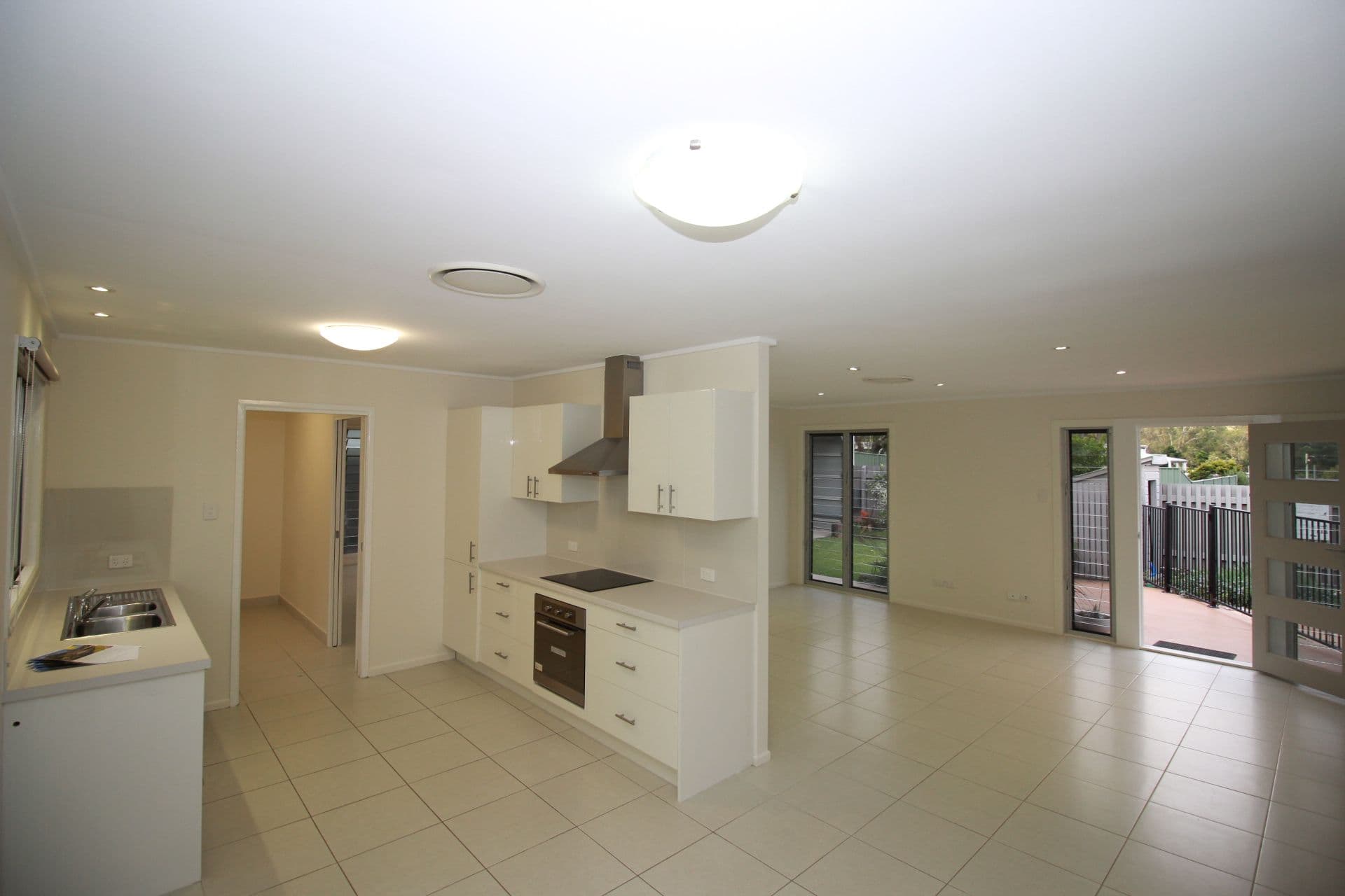 2 Devonhill Street, The Gap QLD 4061, The Gap - Thumbnail 2