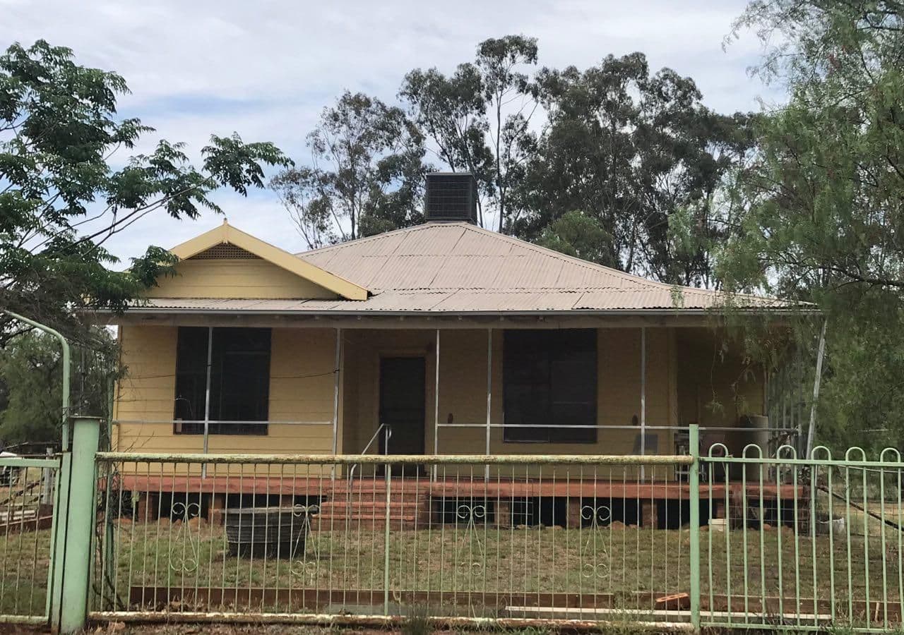 18 Lindner Street, Peak Hill - Image 1