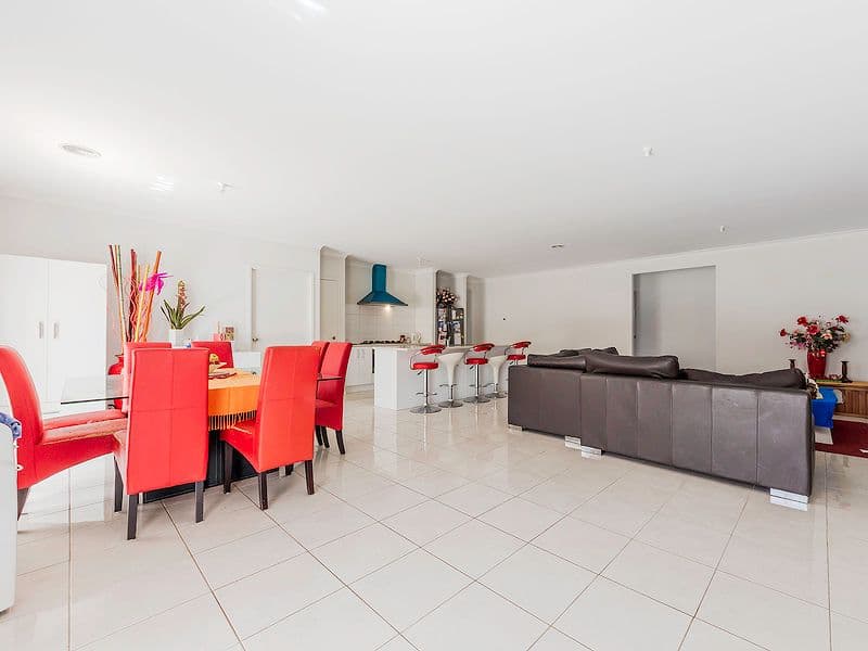 17 Mayfield Avenue, Truganina VIC 3029, Truganina - Thumbnail 6