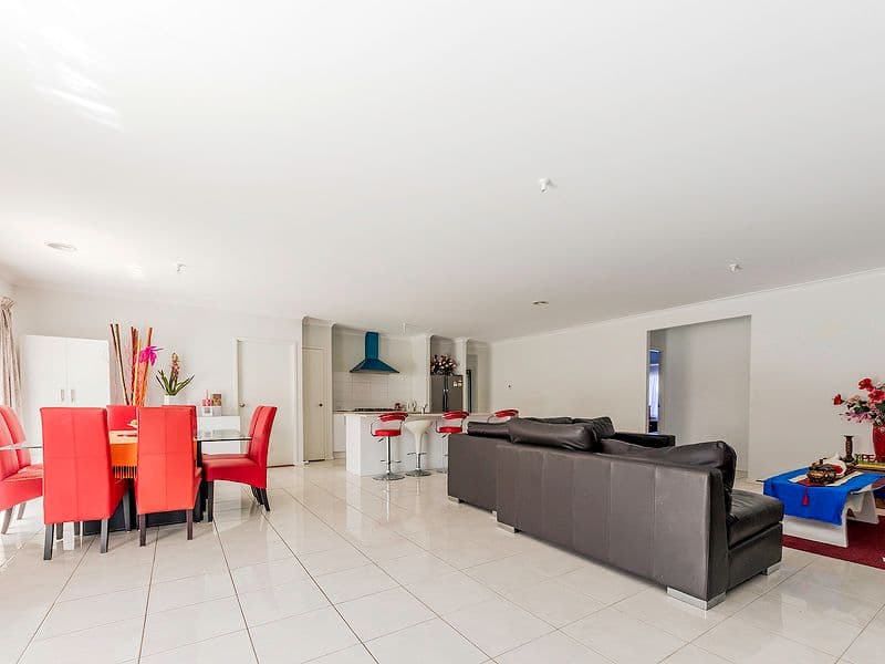 17 Mayfield Avenue, Truganina VIC 3029, Truganina - Thumbnail 7