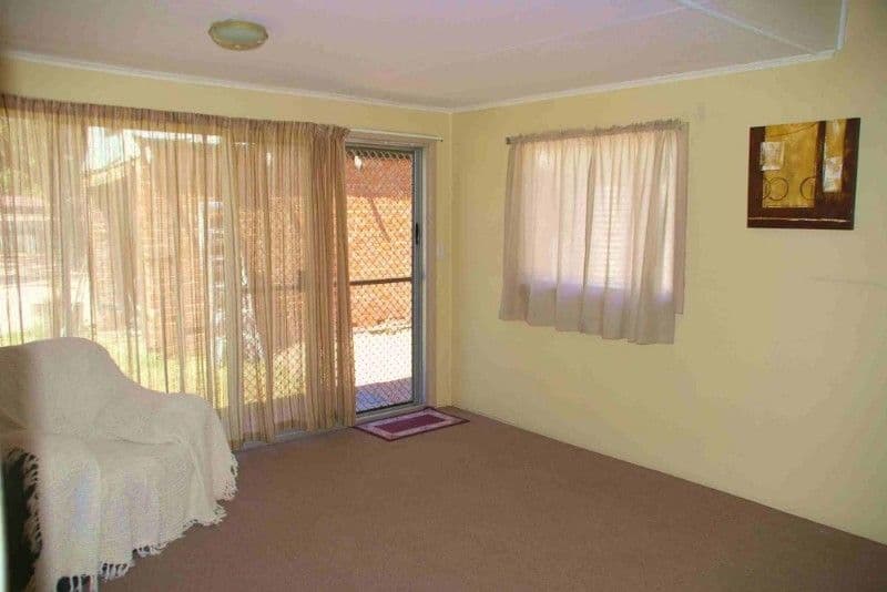 22 Seventeenth Street, RENMARK SA 5341, Renmark - Thumbnail 4
