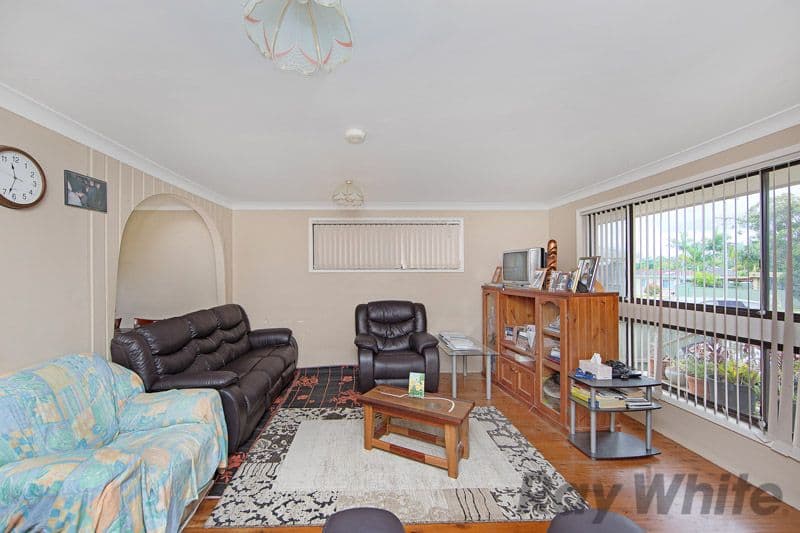 4 Stephen Street, Kanwal NSW 2259, Kanwal - Thumbnail 2