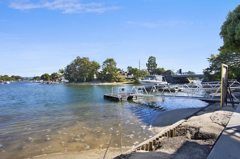5 Fiesta Avenue, Isle Of Capri QLD 4217, Isle Of Capri - Thumbnail 8
