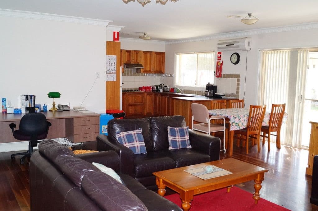40 Roselawn Drive, Orange - Thumbnail 4