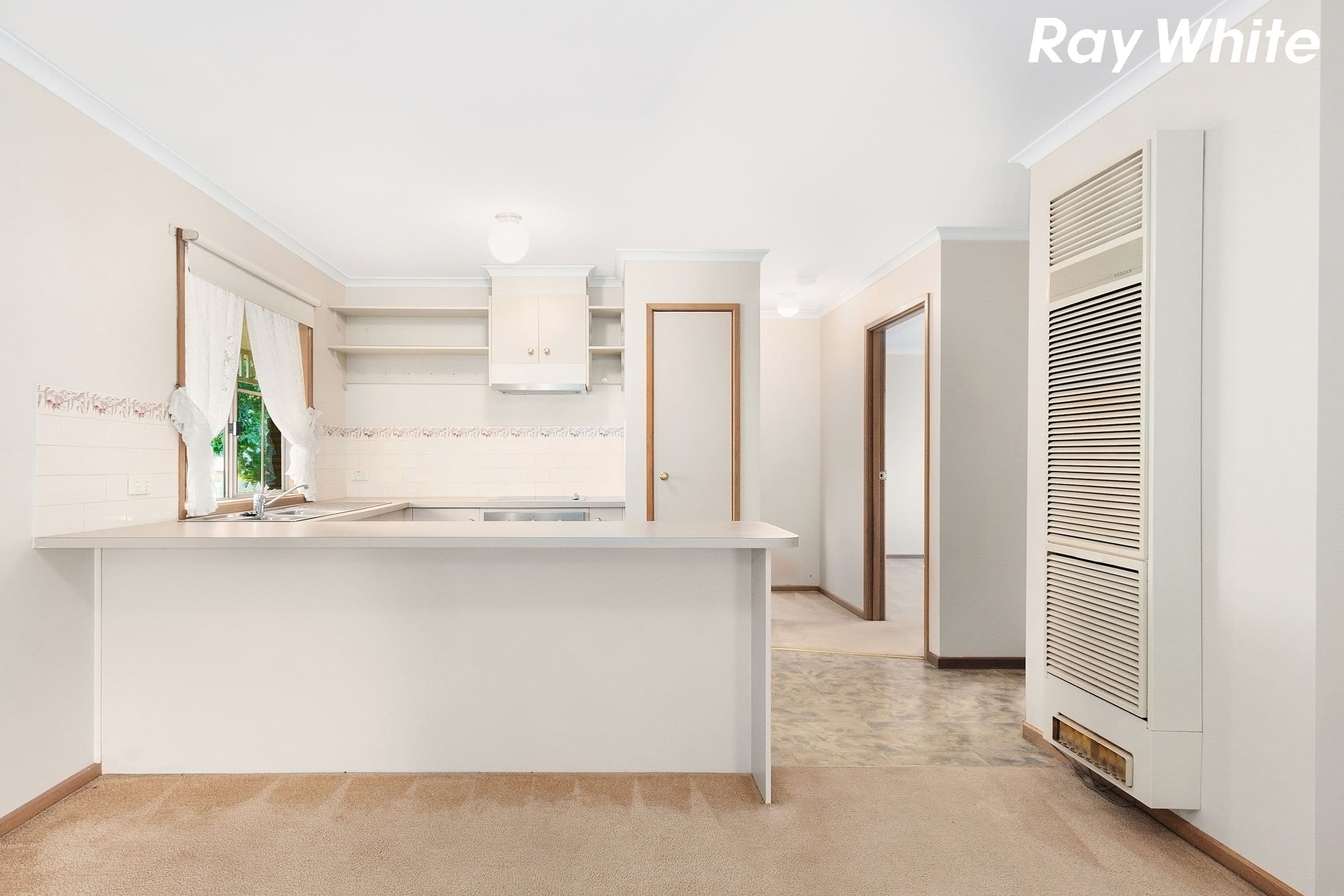 4 Magdalena Place, Berwick VIC 3806, Berwick - Thumbnail 4