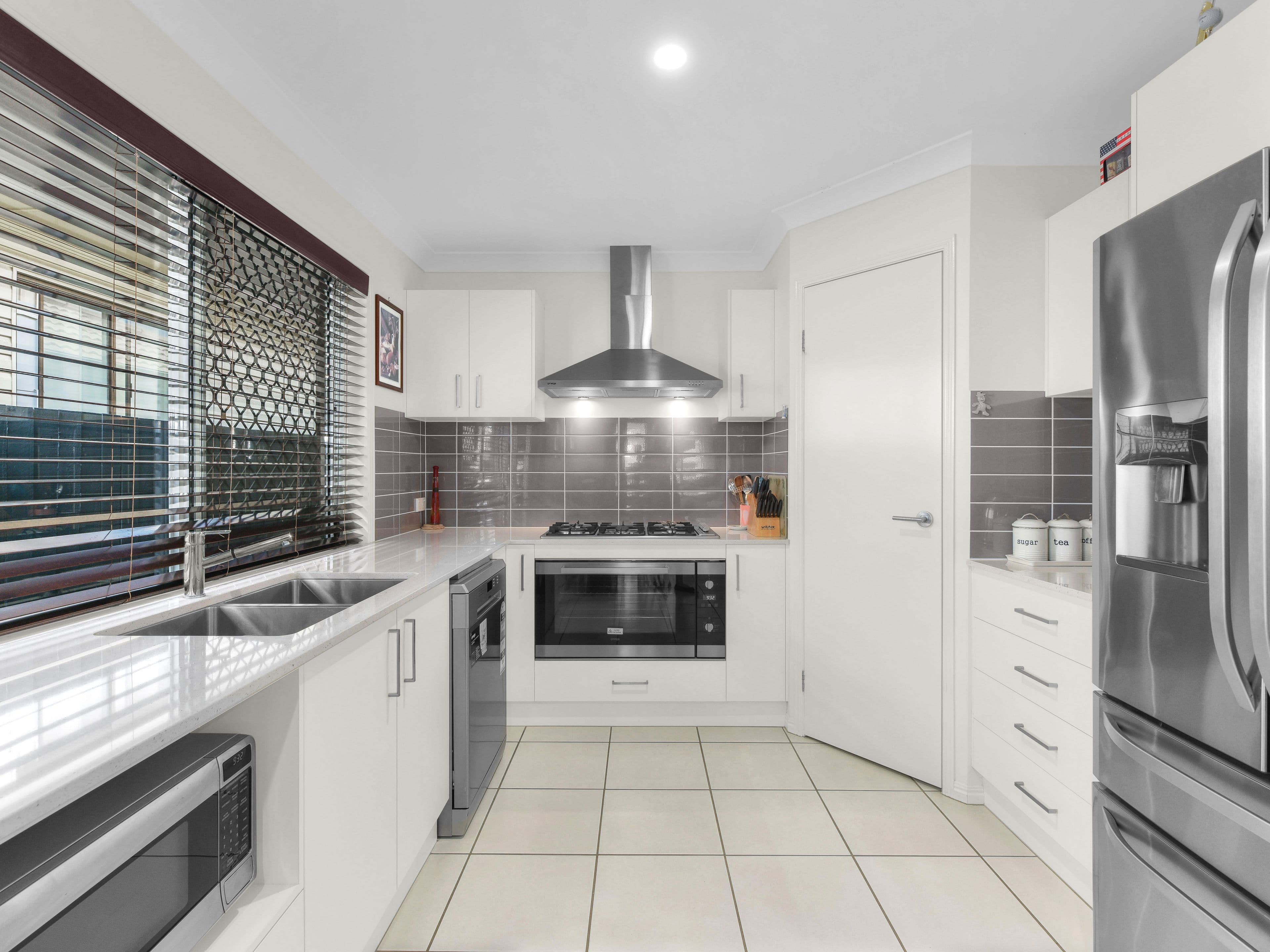 19 Taylor Street, Virginia QLD 4014, Virginia - Thumbnail 2