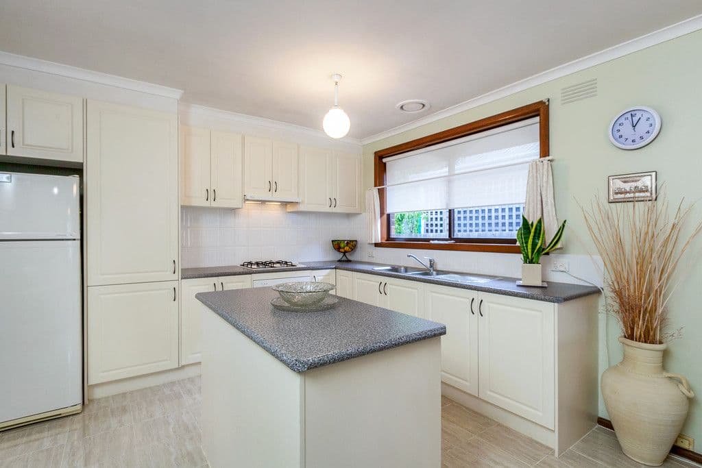 6 Daryl Court, LALOR VIC 3075, Lalor - Thumbnail 3
