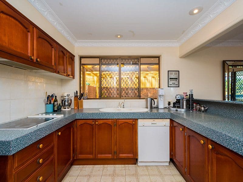 7 Donegal Crescent, Sorrento QLD 4217, Sorrento - Thumbnail 7