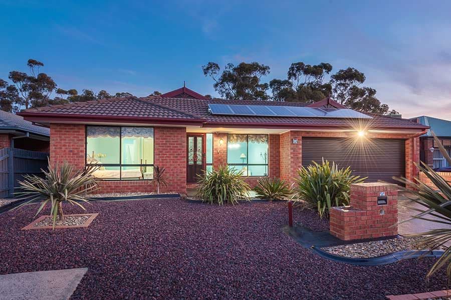 10 Edgecombe Way, Roxburgh Park VIC 3064, Roxburgh Park - Image 1
