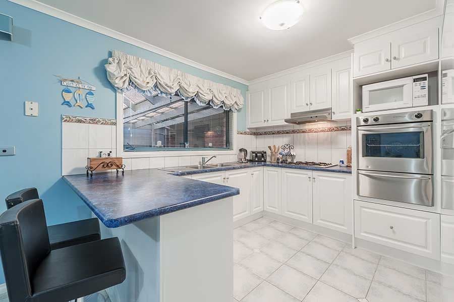 10 Edgecombe Way, Roxburgh Park VIC 3064, Roxburgh Park - Thumbnail 2