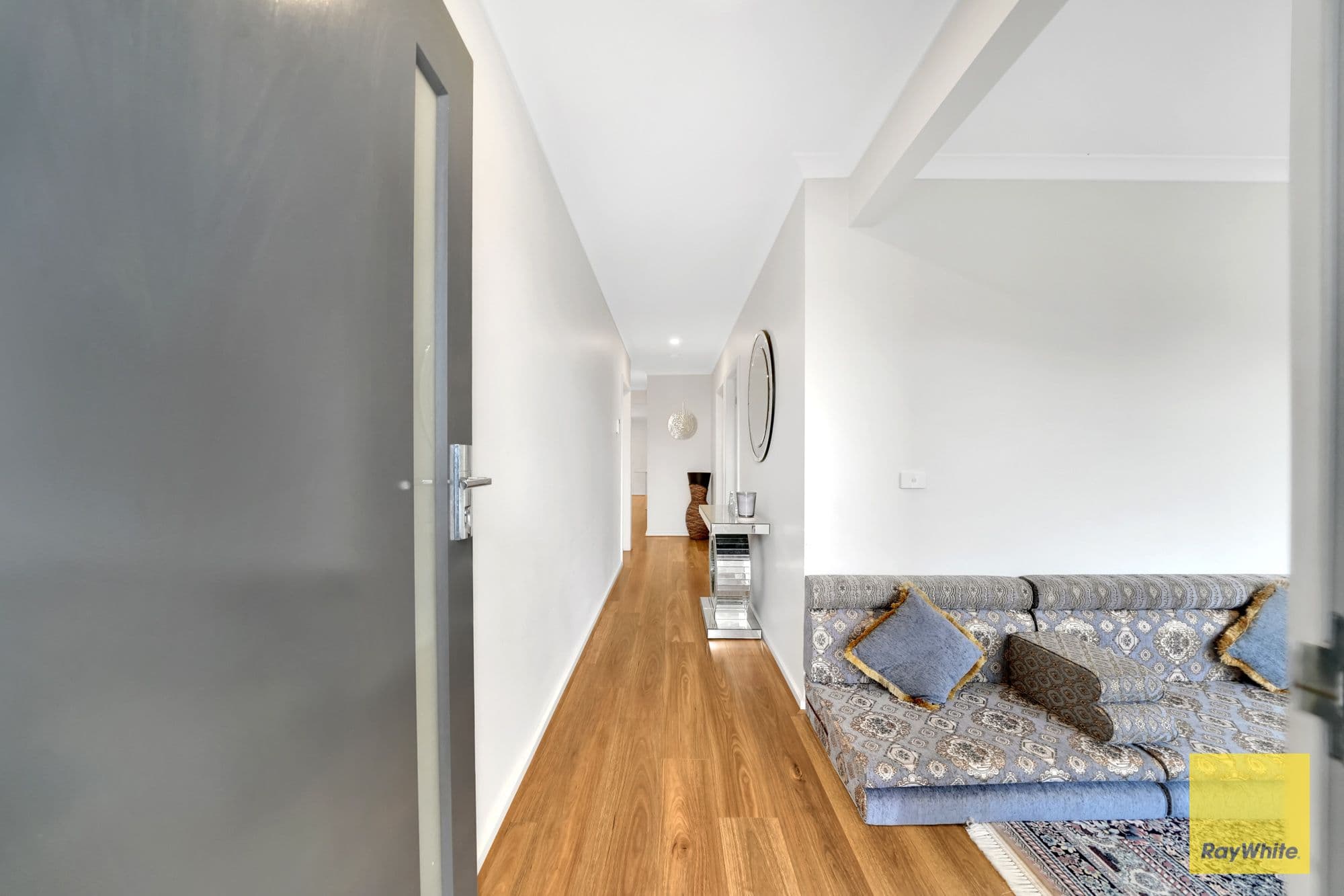 6 Gold Street, Tarneit VIC 3029, Tarneit - Thumbnail 2