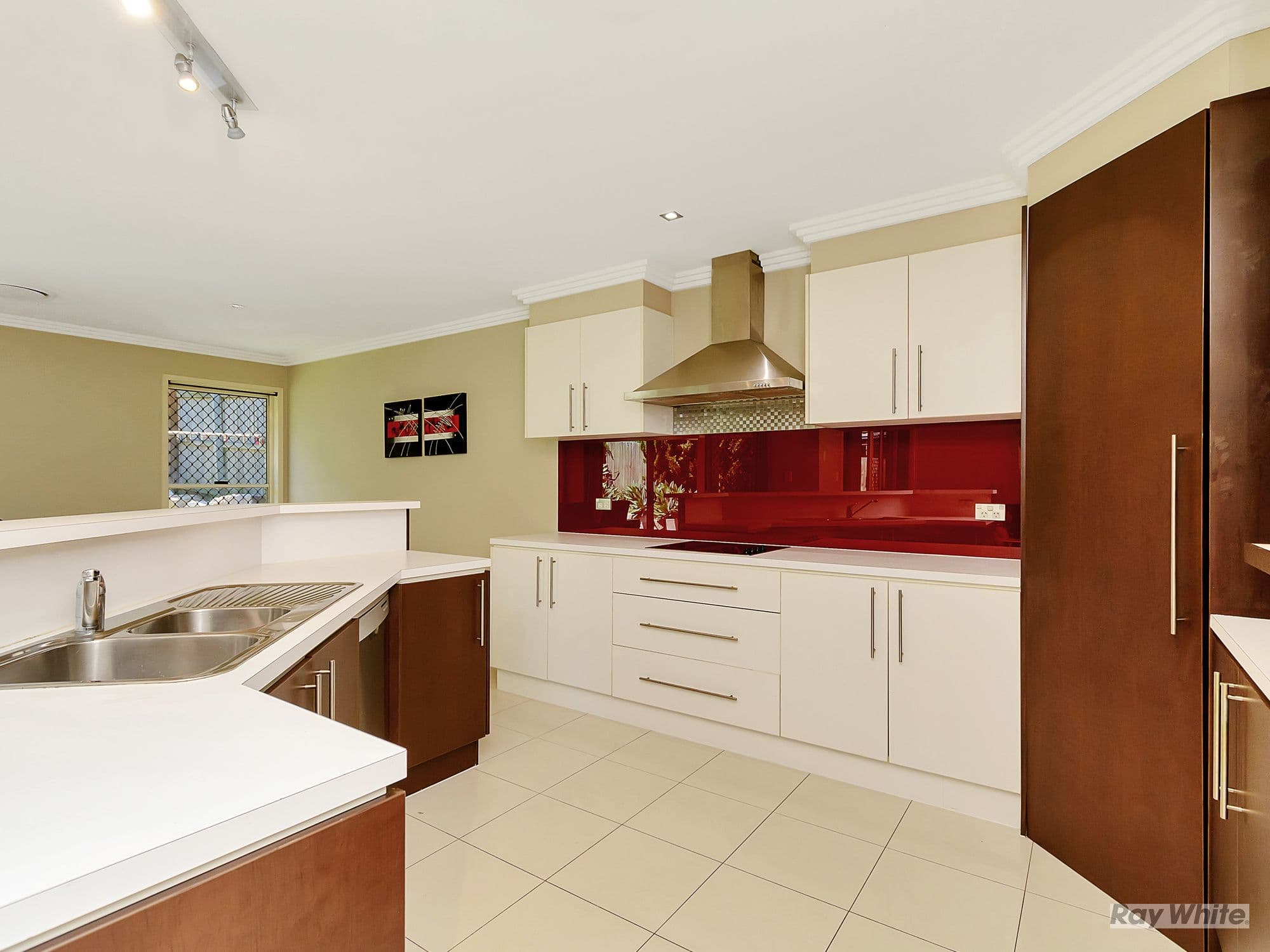 15 Montville Place, Forest Lake QLD 4078, Forest Lake - Thumbnail 3