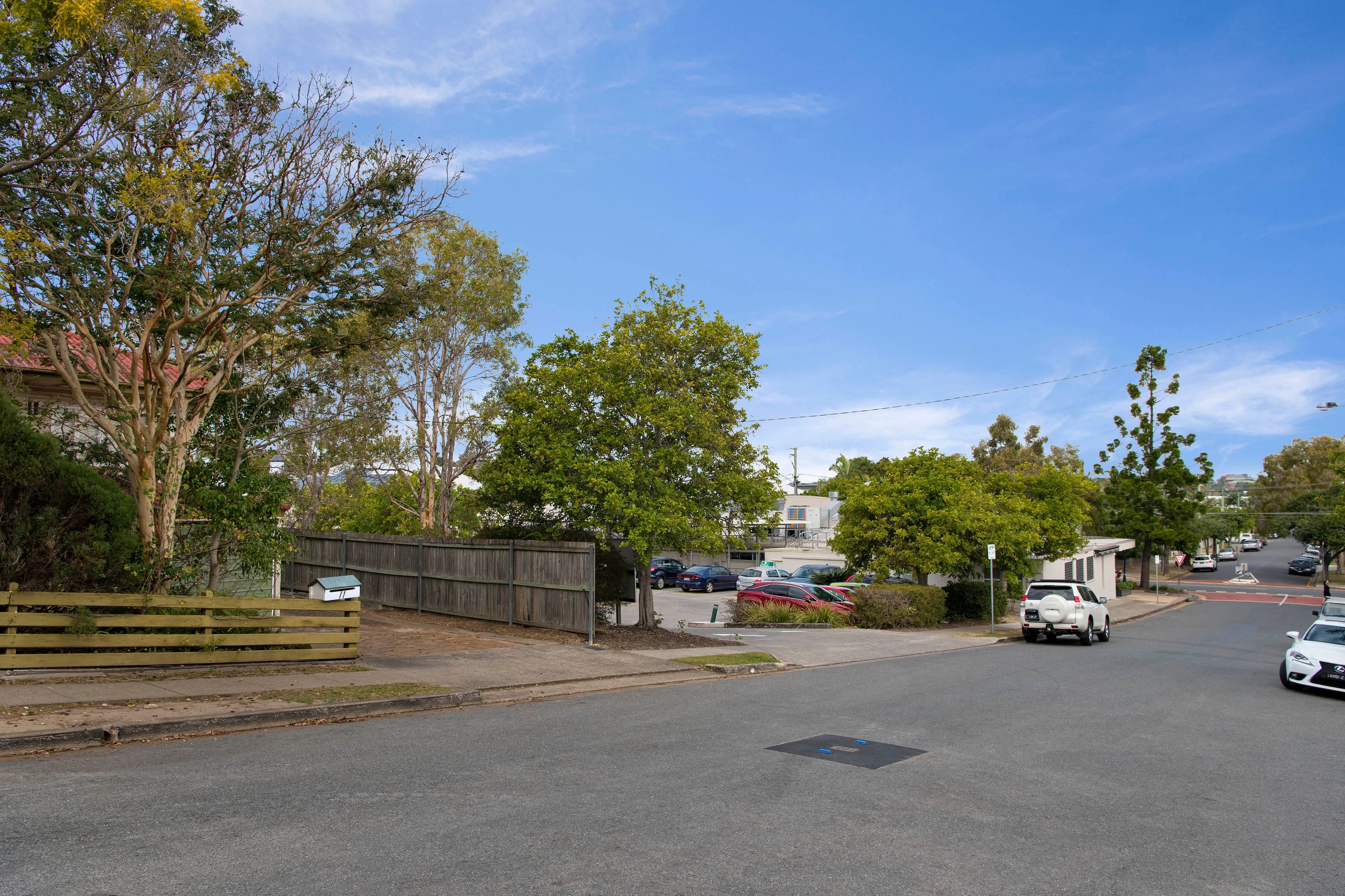 11 Pine Street, Bulimba QLD 4171, Bulimba - Thumbnail 6