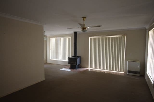 39 Oberon Street, Oberon - Thumbnail 3