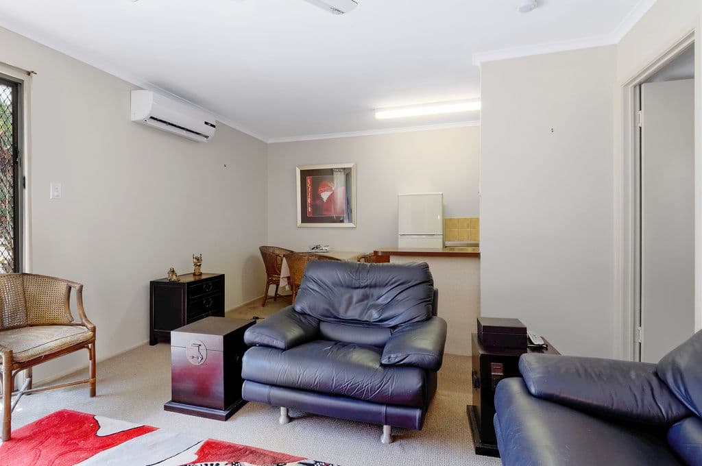 14 Parneno Street, Chevron Island QLD 4217, Chevron Island - Thumbnail 4