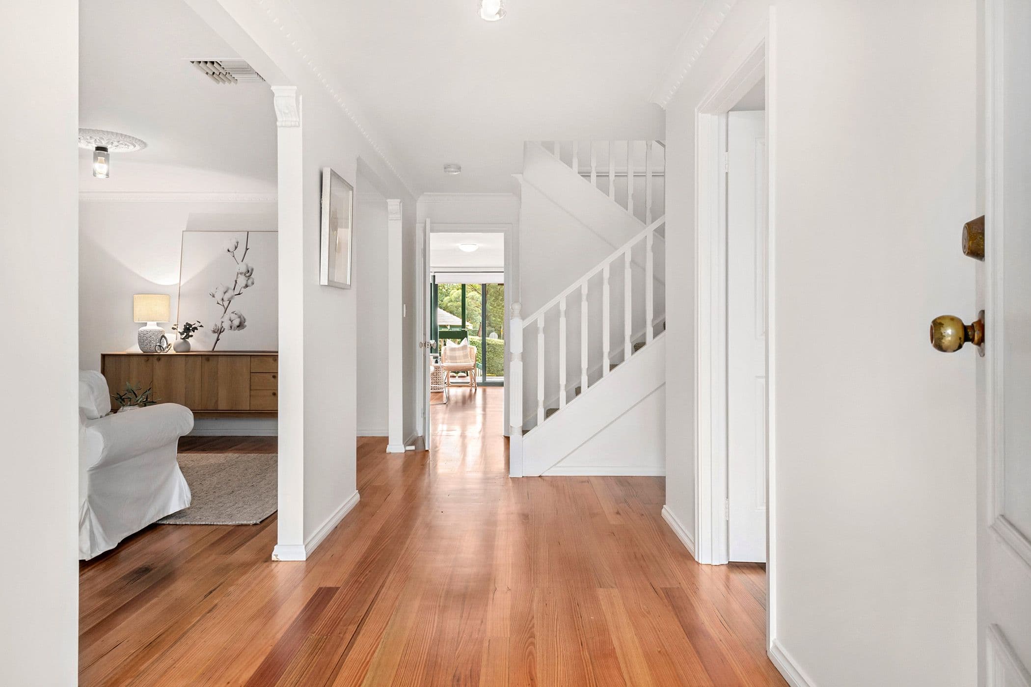 2 Erinne Court, SAINT HELENA VIC 3088, St Helena - Thumbnail 2