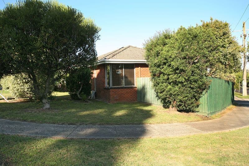 28 Florence Street, GLEN WAVERLEY VIC 3150, Glen Waverley - Thumbnail 2