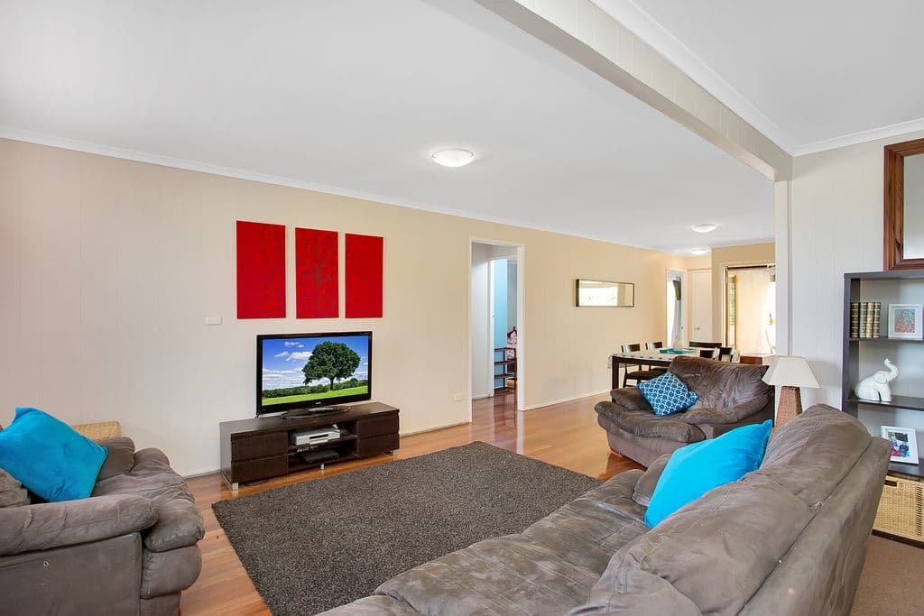 211 Cotlew Street, ASHMORE QLD 4214, Ashmore - Thumbnail 2