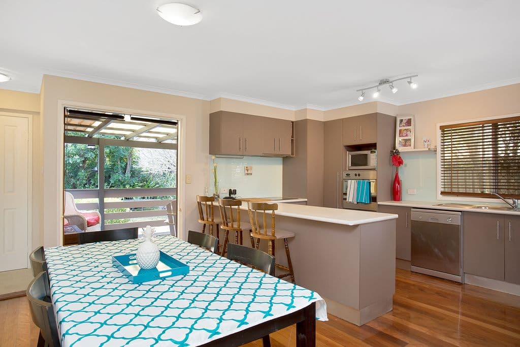 211 Cotlew Street, ASHMORE QLD 4214, Ashmore - Thumbnail 4