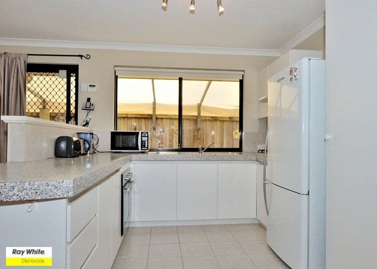28 St Tropez Vista, Ellenbrook WA 6069, Ellenbrook - Thumbnail 7